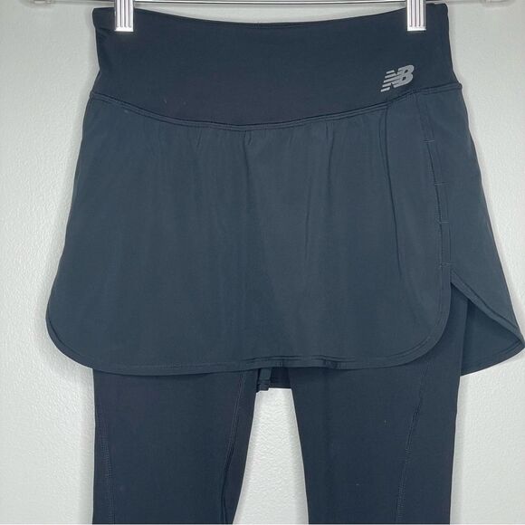 New Balance Skort with leggings black active workout tennis running - Picture 2 of 6